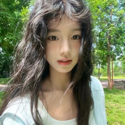 玛丽莲有深黑之眸